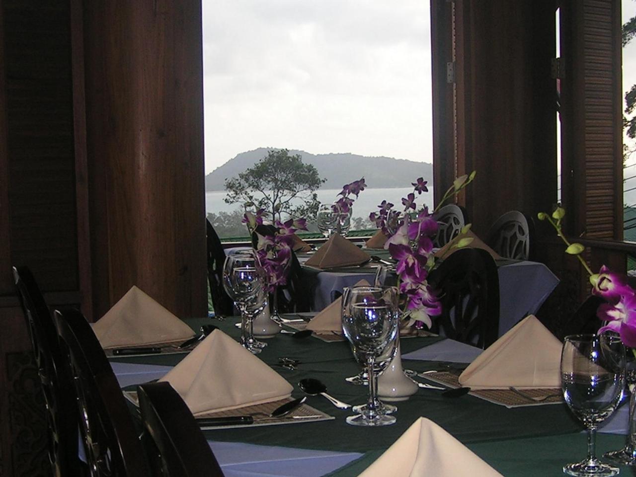 Prince Edouard Apartments & Resort Sha Extra Plus Patong Bagian luar foto